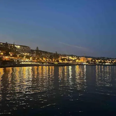 Lägenhet I Due Soli Monolocale Di Design Vista Mare *